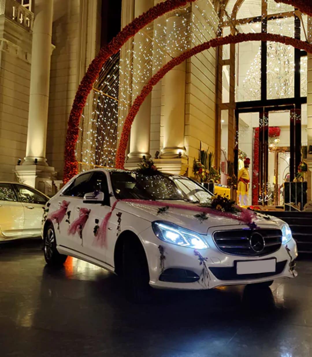 elegant-car-decoration